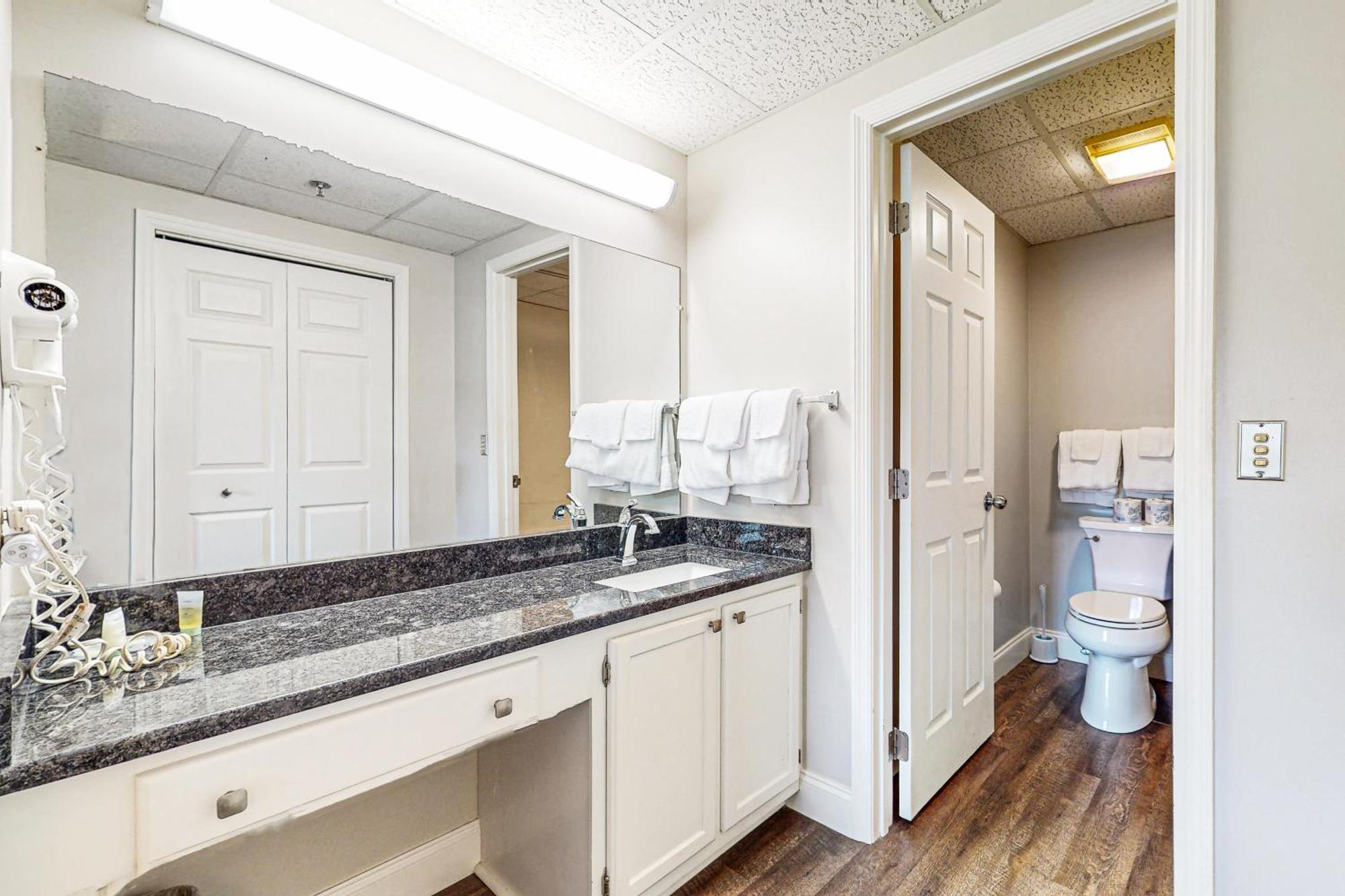 River Secret Pigeon Forge Room photo